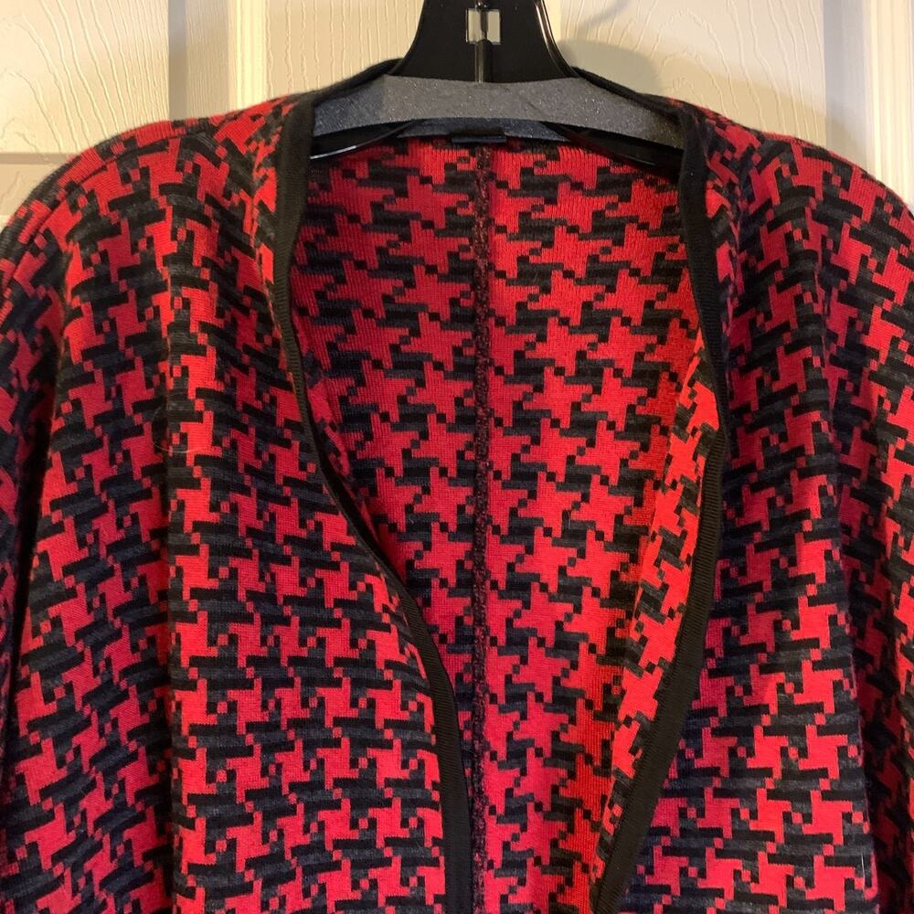 Pendleton Women's Houndstooth Merino Wool Cape PLUS One Size Red Black Office - Picture 3 of 8